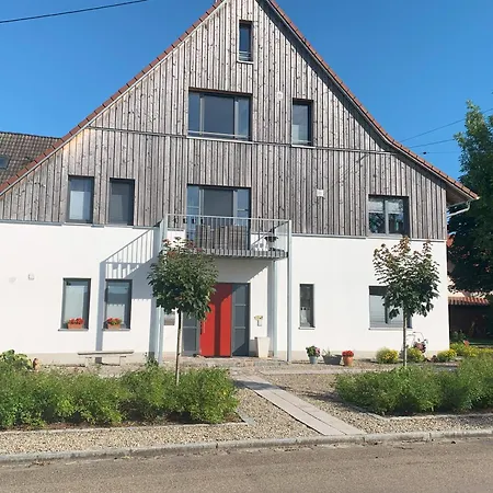 Fe Wo Brunnen - 120 Qm -quiet Location - Lots Of Nature - Grosser Balkon Und Garten - 3d Rundgang Verfuegbar Memmingen