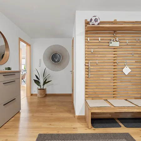Fe Wo Brunnen - 120 Qm - Ruhige Lage - Viel Natur- Komfortabel - Grosser Balkon Und Garten - 3d Rundgang Verfuegbar *