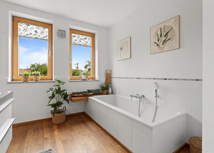 Fe Wo Brunnen - 120 Qm - Ruhige Lage - Viel Natur- Komfortabel - Grosser Balkon Und Garten - 3d Rundgang Verfuegbar