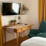 Fe Wo Brunnen - 120 Qm -quiet Location - Lots Of Nature - Grosser Balkon Und Garten - 3d Rundgang Verfuegbar Memmingen