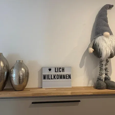 Fe Wo Brunnen - 120 Qm - Ruhige Lage - Viel Natur- Komfortabel - Grosser Balkon Und Garten - 3d Rundgang Verfuegbar Lägenhet *