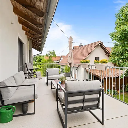 Lägenhet Fe Wo Brunnen - 120 Qm - Ruhige Lage - Viel Natur- Komfortabel - Grosser Balkon Und Garten - 3d Rundgang Verfuegbar